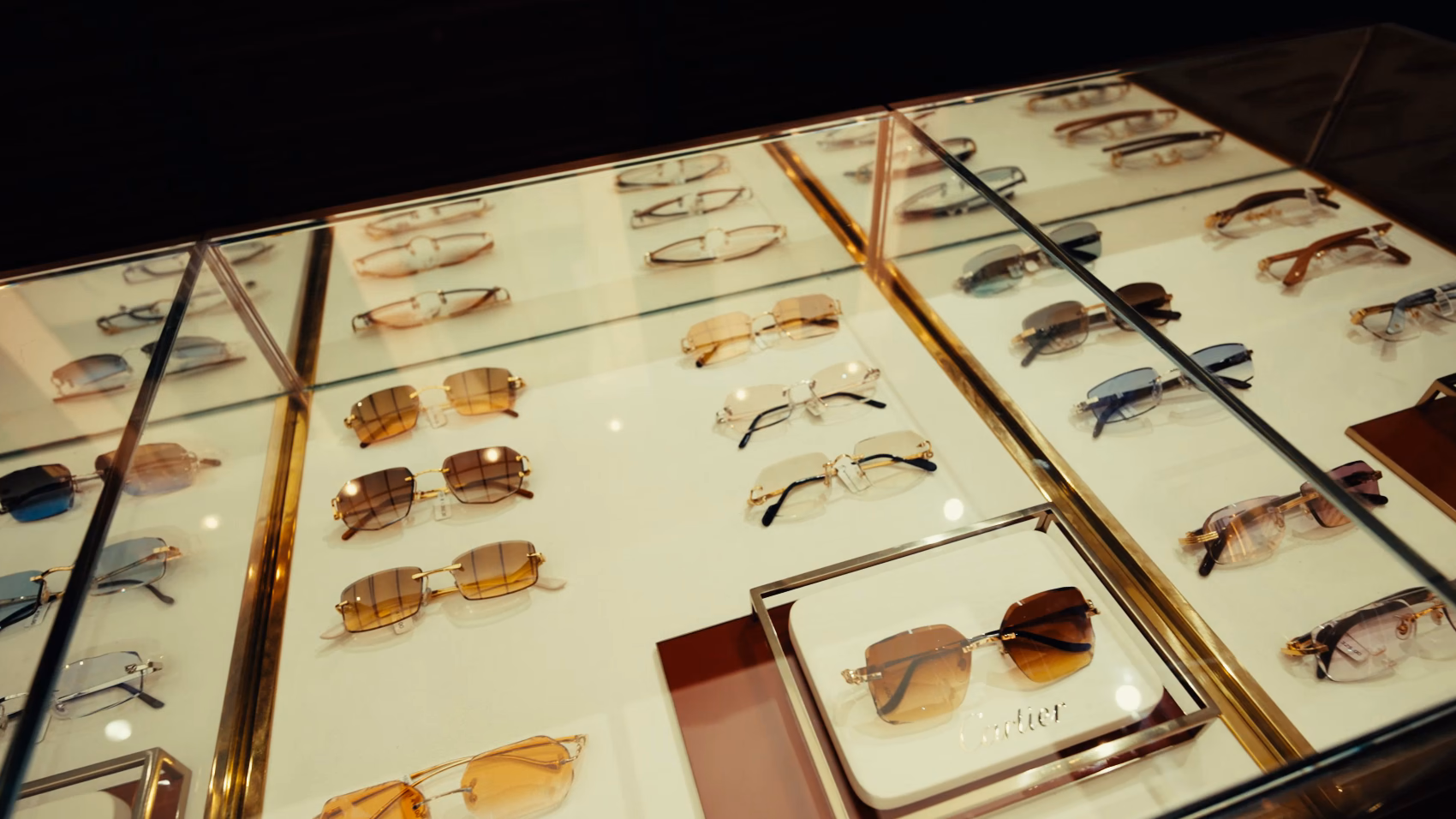 Werk van Hyped Studio™ voor Eyewear Marketing, beeld 9
